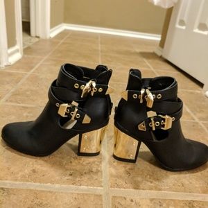 Justfab black and gold booties